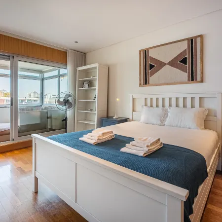 GuestReady - Modern haven with a balcony