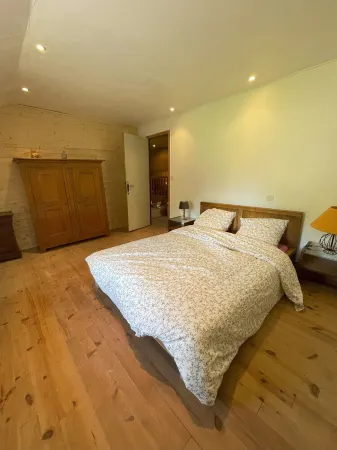 Quiet farmhouse near Gérardmer Отели в г. Бан-Сюр-Мёрт-Клефси