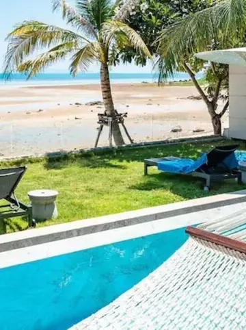 รูปภาพของBeachfront Villa InduBlue .5 En-Suite AC bedrooms .Housekeeper Inc. Private Pool