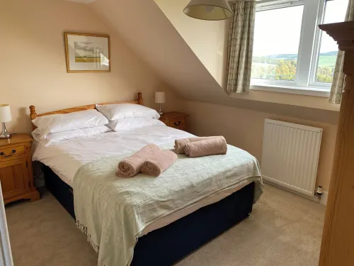 Owl Cottage, in Rural Farm Location with Games Room Hotels in Jedburgh