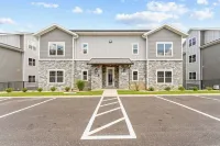 New! 3BR Condo, Private Hot Tub, Close to Strip