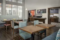 Hampton Inn & Suites Portland/Hillsboro-Evergreen Park - breakfast