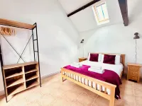 Dog and family friendly barn conversion with fully enclosed garden and hot tub