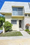 Vacation Lovers Blue Water Paradise: 2-bedroom condo with AC, WiFi in Freeport