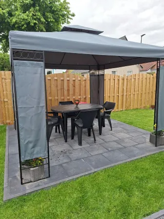 Newly renovated vacation apartment with private garden