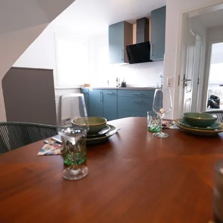 Meerjungfrau: stylish 2-room apartment, central, kitchen, bathroom, living room/bedroom