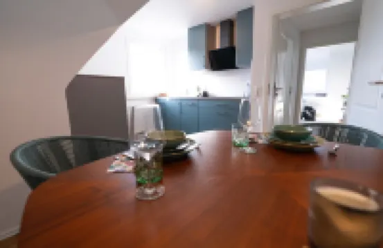 Meerjungfrau: stylish 2-room apartment, central, kitchen, bathroom, living room/bedroom