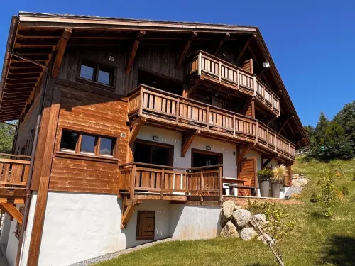 Cozy apartment Hotels in Demi-Quartier