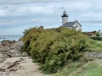 Vaste Maison sur Jardin Entièrement Clos Hotels in Plouneour-Trez