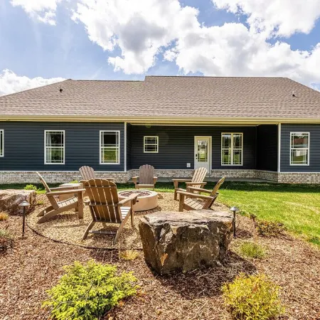 New Home in Tusculum - ALL King Beds! No Cleaning Fees!