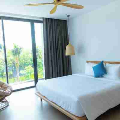 Luxury 4 Bedrooms Riverfront Villa Sanctuary Ho Tram- Cooking,BBQ & Pets allowed Rooms