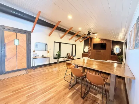 2 Acre Cozy Rim Country Escape