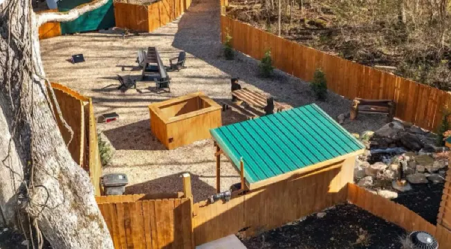 Cabin Apt 20Min to Gatlinburg Across from Ntl Park GameRoom+FirePit+Pet Friendly