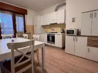 Cozy apartment in Udine Charme 5 beds area Stadio Friuli Hotel a Colugna