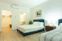 Elegant & Charming 2BR/2BA Apartment