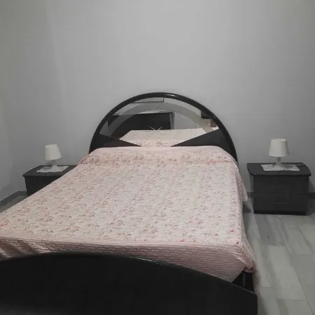 Marano House Relax in This Quiet Space in a Central Location.