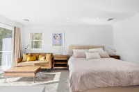 Barnes Landing Beach community with private bay beach.