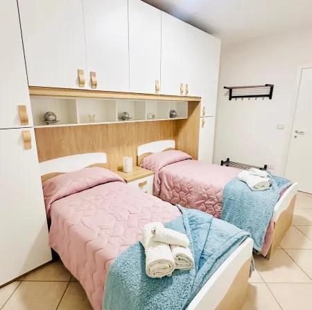 Serao House, apartment on the 2nd floor in the center