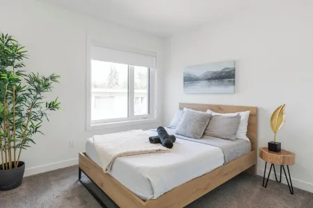 Luxury 3BR Home w/ King Bed