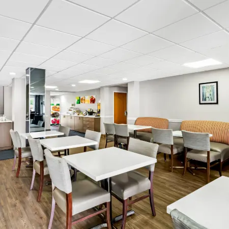 Quality Inn & Suites I-81 Exit 7