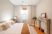 Charming Victorian Retreat 4BD-2BT-1 off street parking.