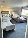 Tranquil Escape: 4-Bedroom Home with Modern Amenities and pool