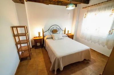 Casa Rural Mis Niñas. Casa Ideal Para Familias, Relax, Vistas, Naturaleza, Paz Sendero a la Torre Zambra附近的飯店