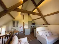 Little Barn Escape: Serene Getaway with Scenic Views of Corfe Castle Hotel a Kingston