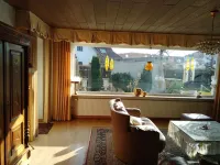 Comfortable apartment in the middle of a beautiful garden