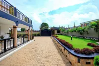 KAI LUX VILLA-SWIFT WIFI Hotels in Kyadondo