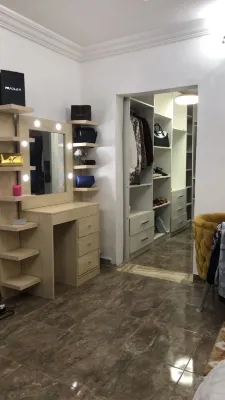 House(sauna+jaquzi] ラゴス・ステート・ユニバーシティ・オブ・サイエンス・アンド・テクノロジー周辺のホテル