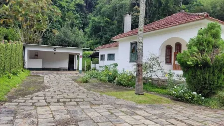 Espetacular Propriedade 5 min do Centro Gastronômico da Cidade de Miguel Pereira Отели в г. Мигел-Перейра