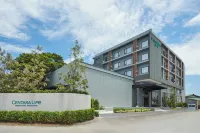 Centara Life Wisma Hotel Ratchaburi Отели рядом с достопримечательностью «Wat Ko Loi»
