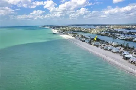 Gulf Front on a Island, 1 Pet, Tennis/Pickleball , Kayaks, Sup Pool is Closed