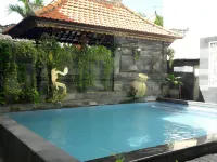 Suardana Inn's - pantai