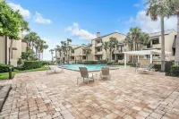 Sawgrass Oceanfront Condo steps to the gorgeous Ponte Vedra Beach