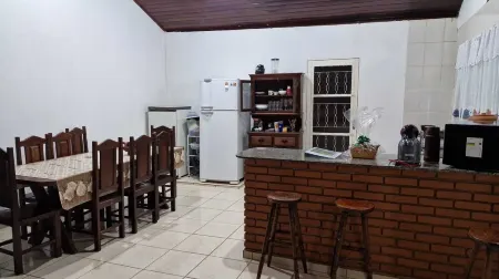 Mutamba House - Cafeszal 7 Отели рядом с достопримечательностью «Wet'n Wild»