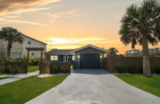 Near Historic St. Augustine & Beaches