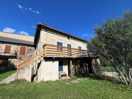 Exceptional village house in Formiguères - Charm, comfort and panoramic views