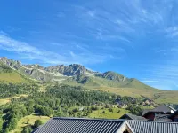 Petit Chalet Complétement Rénové Donnant sur la Vallée de Maurienne, ski au Pied