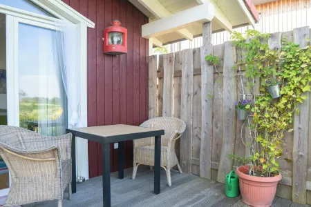 Das Pustehus in Grödersby, Weitblick Über Wiese und Feld zur Schlei Отели в г. Грёдерсби