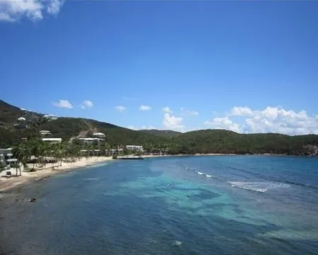 Our Home is Your Home in St Thomas, ~USVI~ サウスサイドのホテル