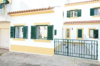 Vila Apartment - Duna Parque Resorts & Hotels Hotels near Praia do Malhao