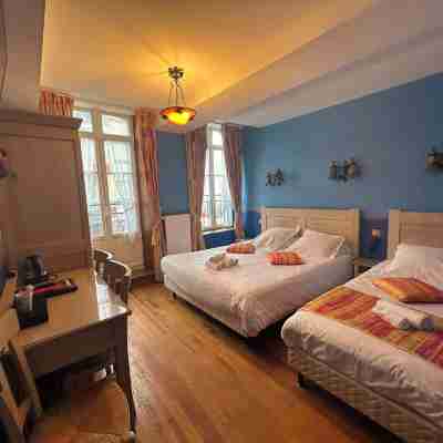 Hôtel de Calais Rooms