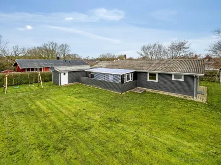 "Hoghni" - 850m to the Fjord