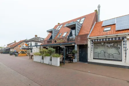 Cozy Couple's Escape Отели рядом с достопримечательностью «Minicamping Werendijke | Zoutelande, Zeeland»