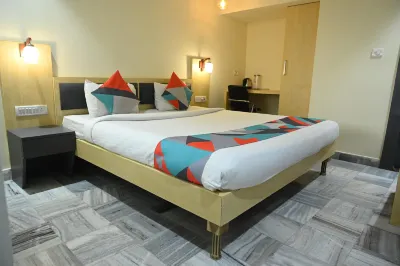 Hotel Churuvilla Hotels near NA GANGSTERS