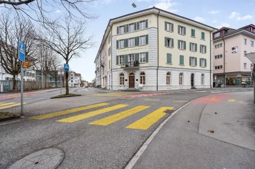 Modern 2 Bdr-flat top Location Hotels in Kriens