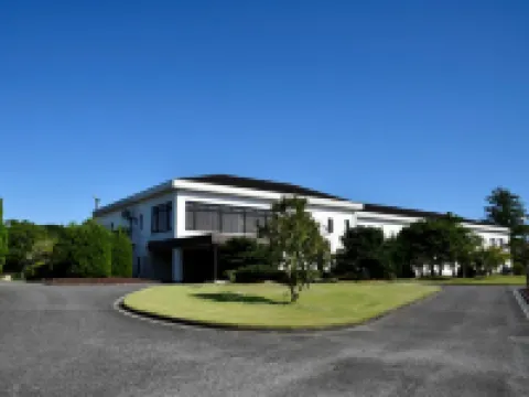 Tsurumai Moon Lake Hotel Hotels in Ichihara