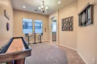 Pool & Game Room: Home in Goodyear Near Golfing - 3 Sao